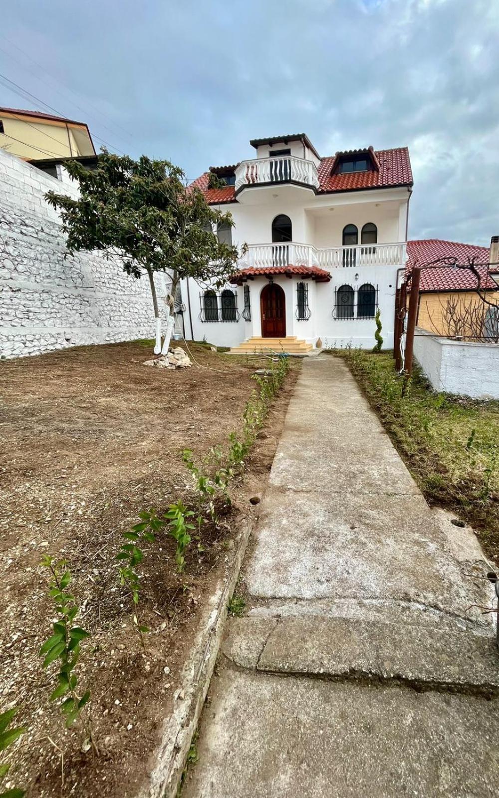 Vila Taga Guesthouse Kruje Bagian luar foto